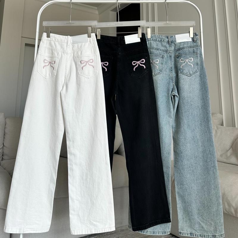 Chenelle-shop-กางเกงยีนส์ขายาวกระเป๋าหลังปักโบว์