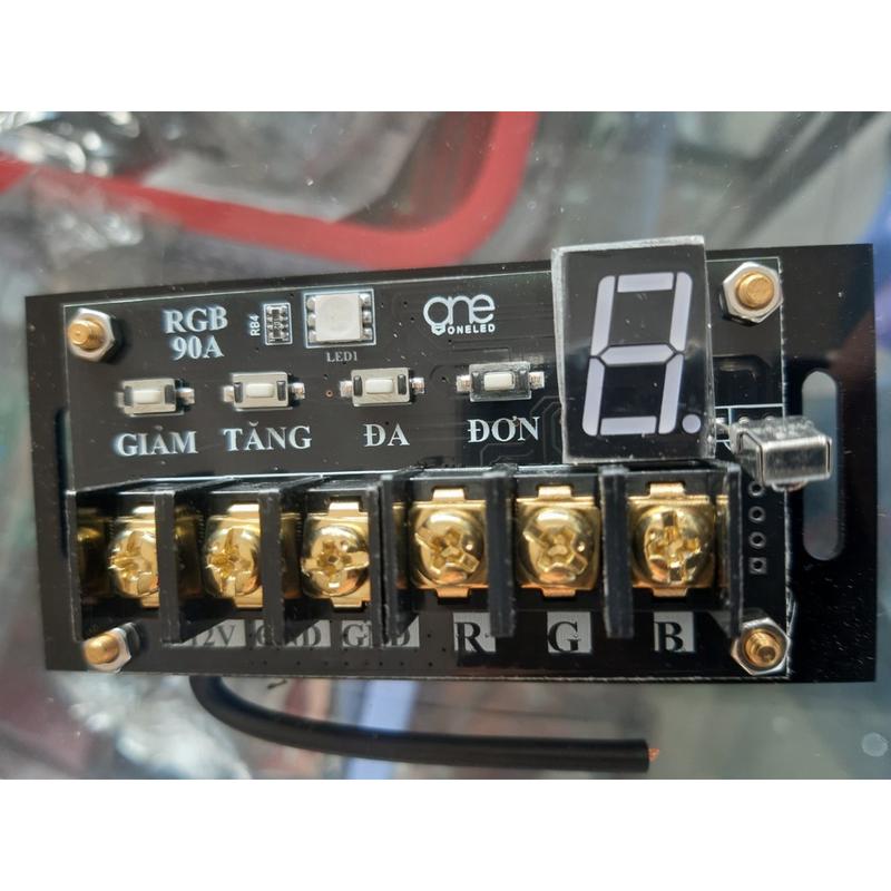Product Introduction of MẠCH LED 7 MÀU RGB 90A NHÁY THEO NHẠC 20