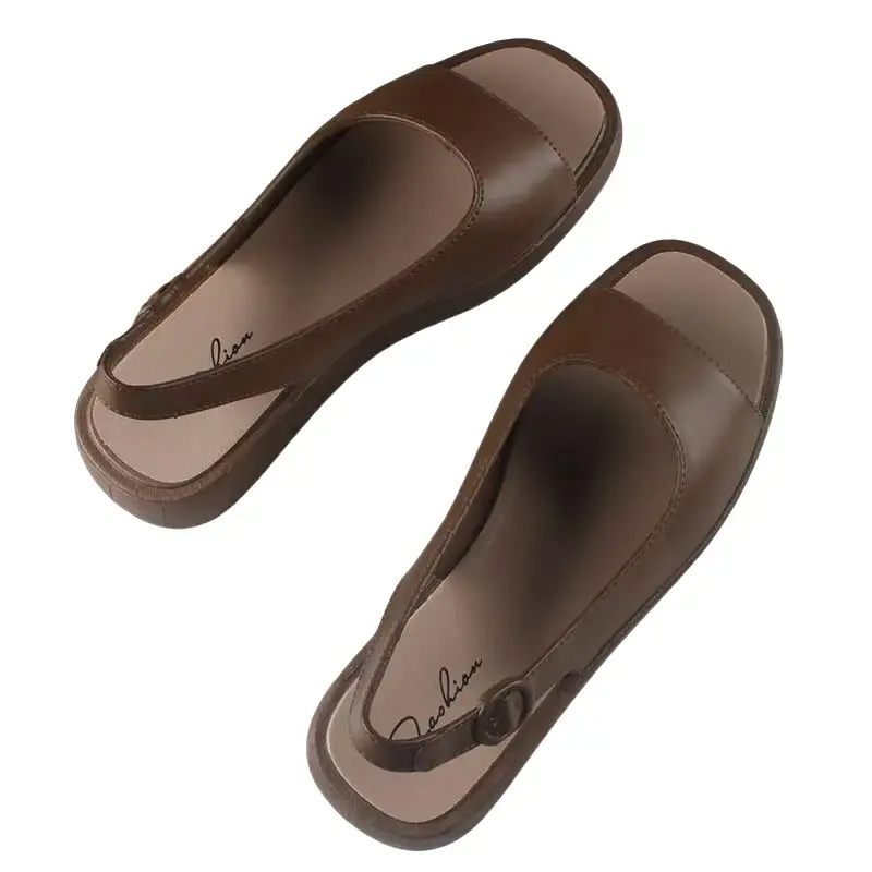Sendal Heels Wanita Kekinian  535 SEPATUDOTCOM Sendal Yang Elegan Dan Menawan Terbuat Dari Karet Berkualitas Dengan Tapak Anti Slip Anti Licin Tersedia Ukuran 36-37 sampai 40-41 Dan Juga Tersedia Dalam Warna Hitam
