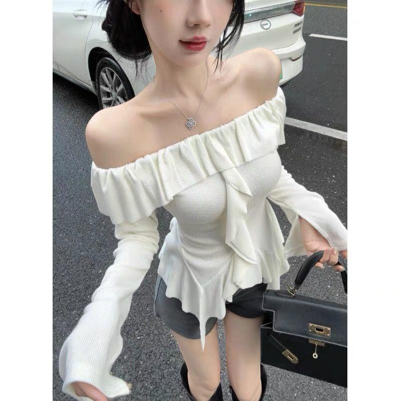 Product Introduction of French Minority off-Shoulder Ruffle Bottoming Shirt Autumn and Winter New Pure Desire Sexy Hot Girl off-Shoulder Long Sleeve Top Female Clothing Comfort Longsleeve Basic Minimalist 1