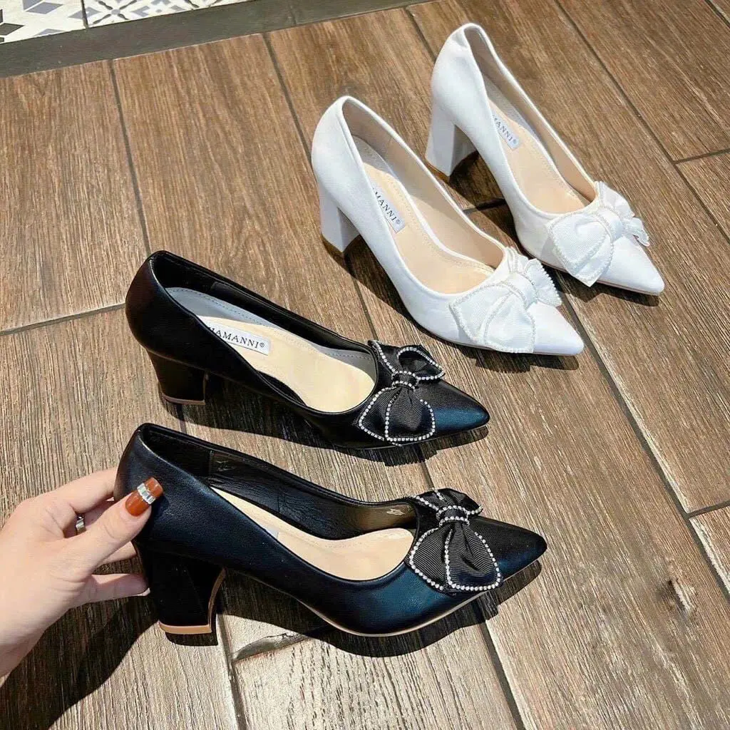 Giầy cao gót vuông 7 cm có nơ và khuy vuông Shoes Nữ