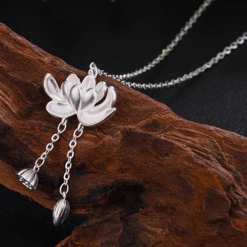 Product Introduction of Lotus Tassel Necklace for Women New Popular Item Good Luck Lotus Pendant New Chinese Style Niche 2