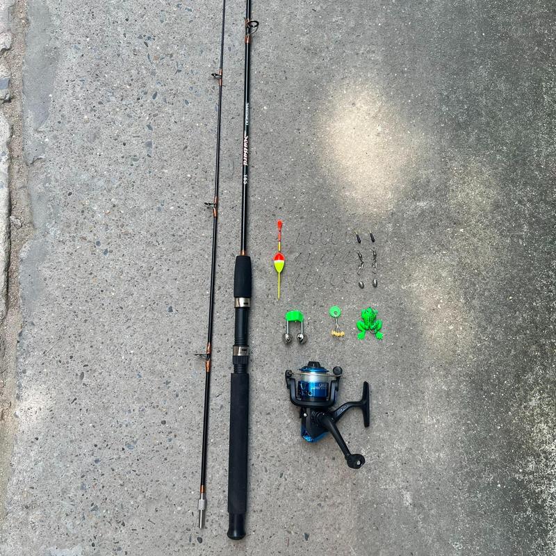 bộ cần câu 2 khúc đặc kèm máy nhựa yf200 và phụ kiện Bắt Cá Đi Câu