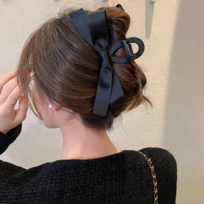 Hepburn Wind Black Bow Claw Clip Women's Large High-Grade Updo Hairpin Headdress