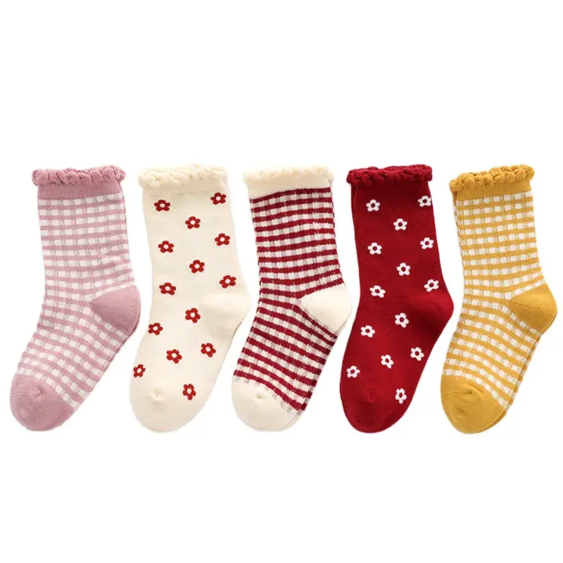 Bộ 5 Đôi Tất Trẻ Em, Giáng Sinh Và Năm Mới, Màu Đỏ Và Hồng, Thiết Kế Hoạt Hình Dễ Thương, Thích Hợp Cho Bé Trai Và Bé Gái, Dày Dặn Và Mềm Mại, Cho Trẻ Em Từ 0-12 Tuổi Cotton 3