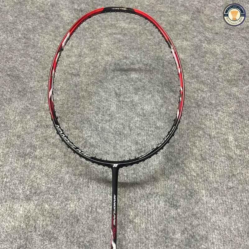 VỢT CẦU LÔNG Y.nex NNOFLARE 700 Sport ĐỎ CĂNG MAX 11KG TẶNG QUÀ ĐI KÈM GỒM(TÚI ĐỰNG VỢT, QUẤN CÁN) + 1 LẦN CĂNG CƯỚC MIỄN PHÍ 5