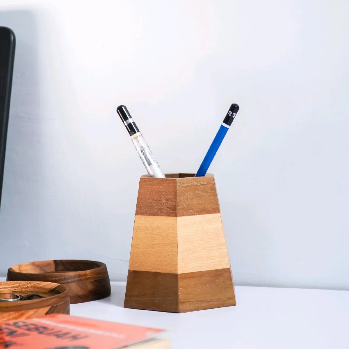 tempat pencil kayu , kotak pencil , perlengkapan