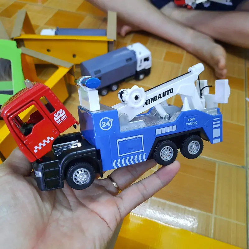 Xe ô tô cứu hộ đồ chơi trẻ em Mô hình tỉ lệ 1:50 CÓ ÂM THANH VÀ ĐÈN Bé trai Toy 3