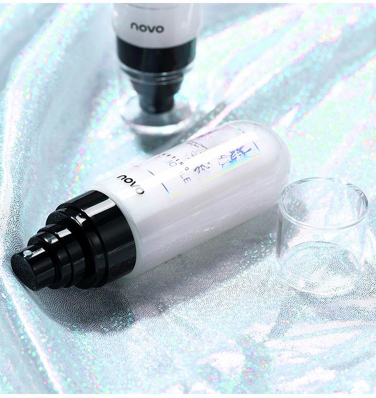 Product Introduction of Chamomile Makeup Spray Hydrating and Moisturizing Light and Quick-drying Film Lasting Waterproof and Sweat-proof 15