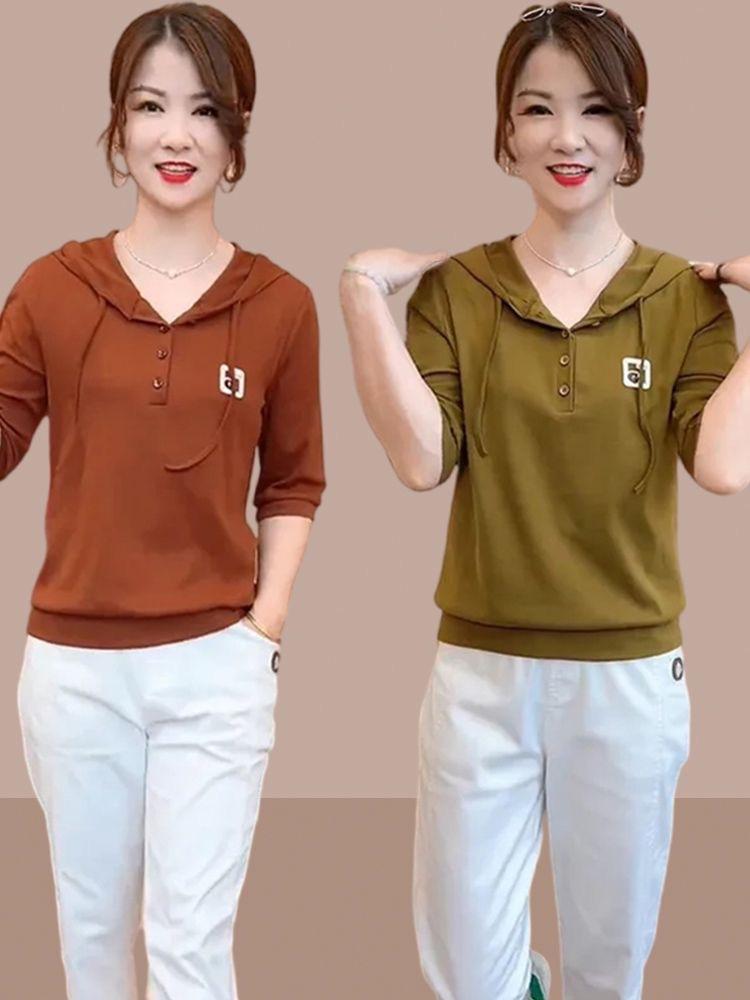 Product Introduction of Áo Thun Dài Tay Có Mũ Trùm Đầu, Mỏng, Trang Phục Đầu Thu Của Mẹ, Phong Cách Đi Chơi Chống Lão Hóa, Áo Thời Trang Phong Cách Phương Tây 12