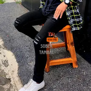 Celana Sobek Tambalan Pria/jeans korea style robek robek