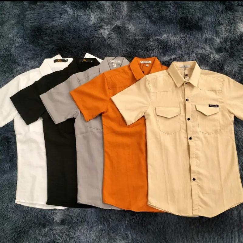 Áo sơ mi đũi tay ngắn ,phối 2 túi hộp hai bên thêu chữ Forever 21, chất đũi mềm mịn ,thoáng mát,co giãn mẫu mới_GIN MAN STORE Cổ chữ V Menswear Shirt