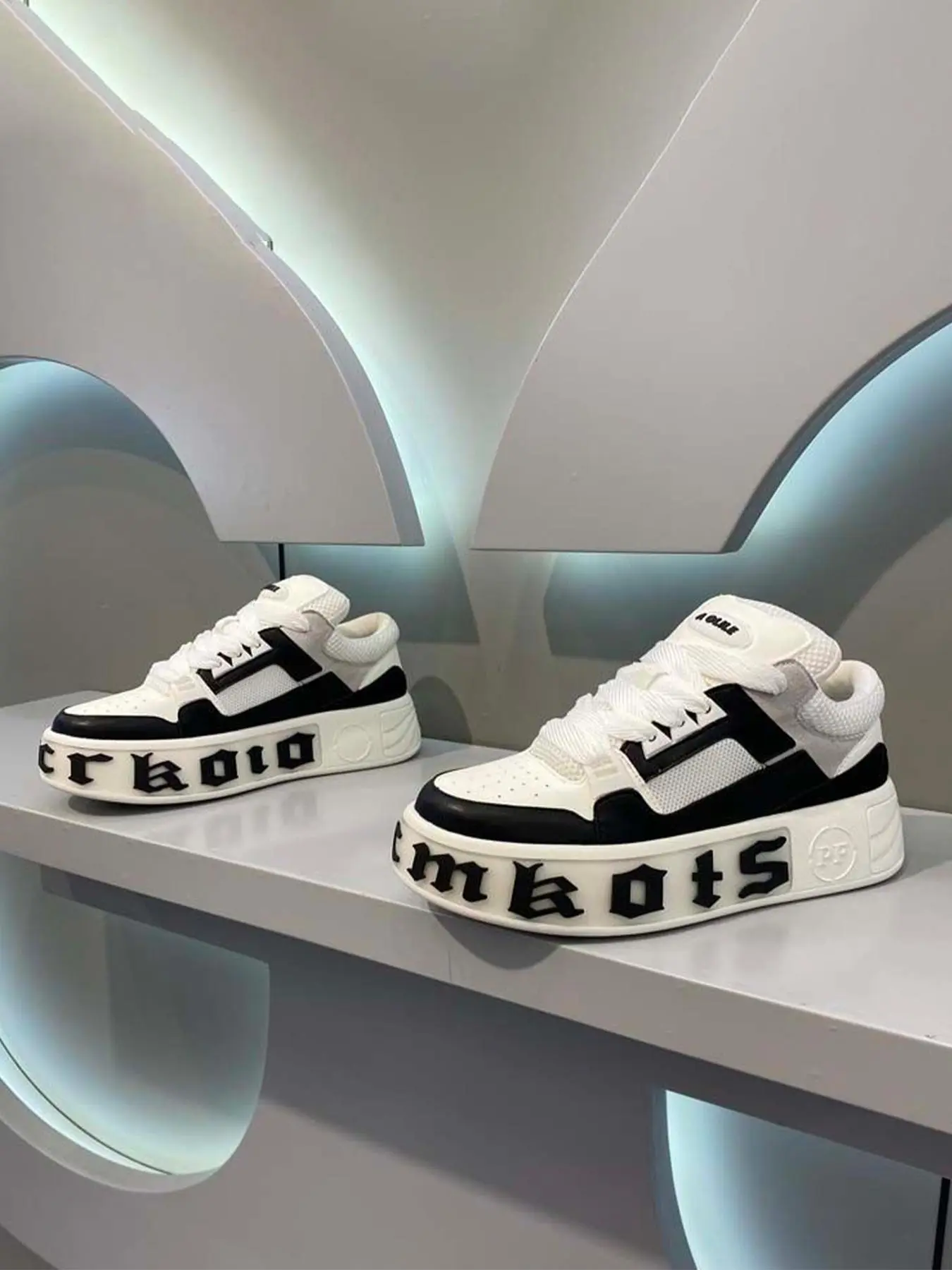 Men's Fashionable Colorblock Letter Print Lace Up Low Top Chunky Sneakers, Casual Comfortable Sports Shoes for Daily Wear, Trendy All-match Sneakers for Men, Real Designer Shoes