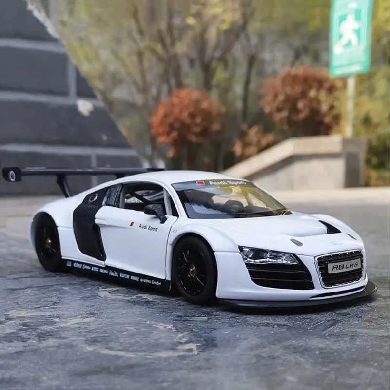 Mô Hình Xe Thể Thao Đúc Khuôn Đua Xe Hợp Kim, R8 LMS, Mô Phỏng Cao, Đồ Chơi Ô Tô Sưu Tập, Thích Hợp Cho Bé Trai Và Trẻ Em, Quà Tặng Tuyệt Vời, 1 Chiếc, 24 Miếng