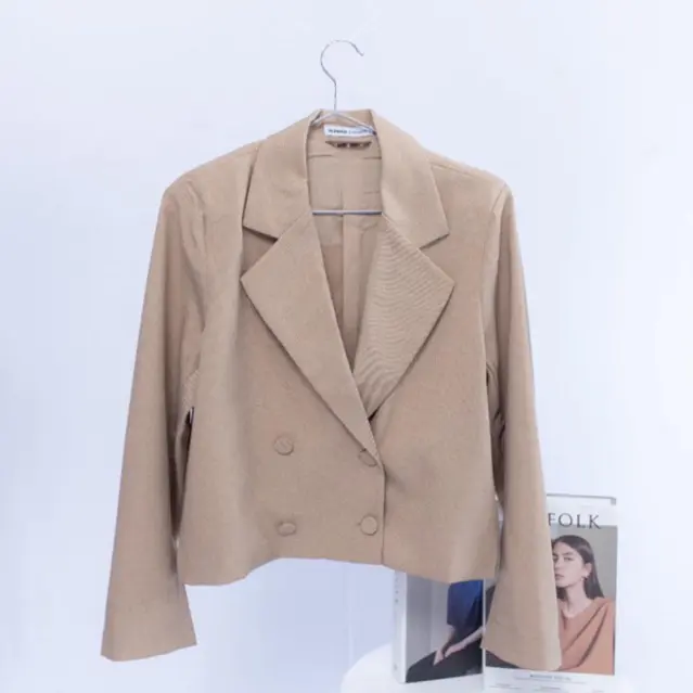 Hi.PRIMA Ava Cropped Blazer Cotton Eve Formal Wanita 2