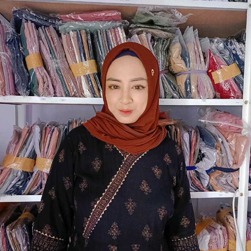Daffi Hijab Yurike 7