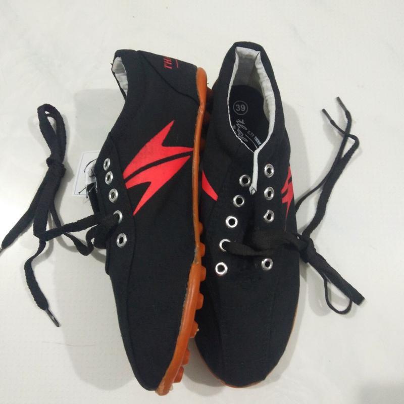 Giày đế dinh đá bóng, giày vải cho Nam, fom rộng đặt lùi 1 size Giày Đá Bóng Đá Banh Sport Chống Trơn Trượt Tập Thể Dục 2