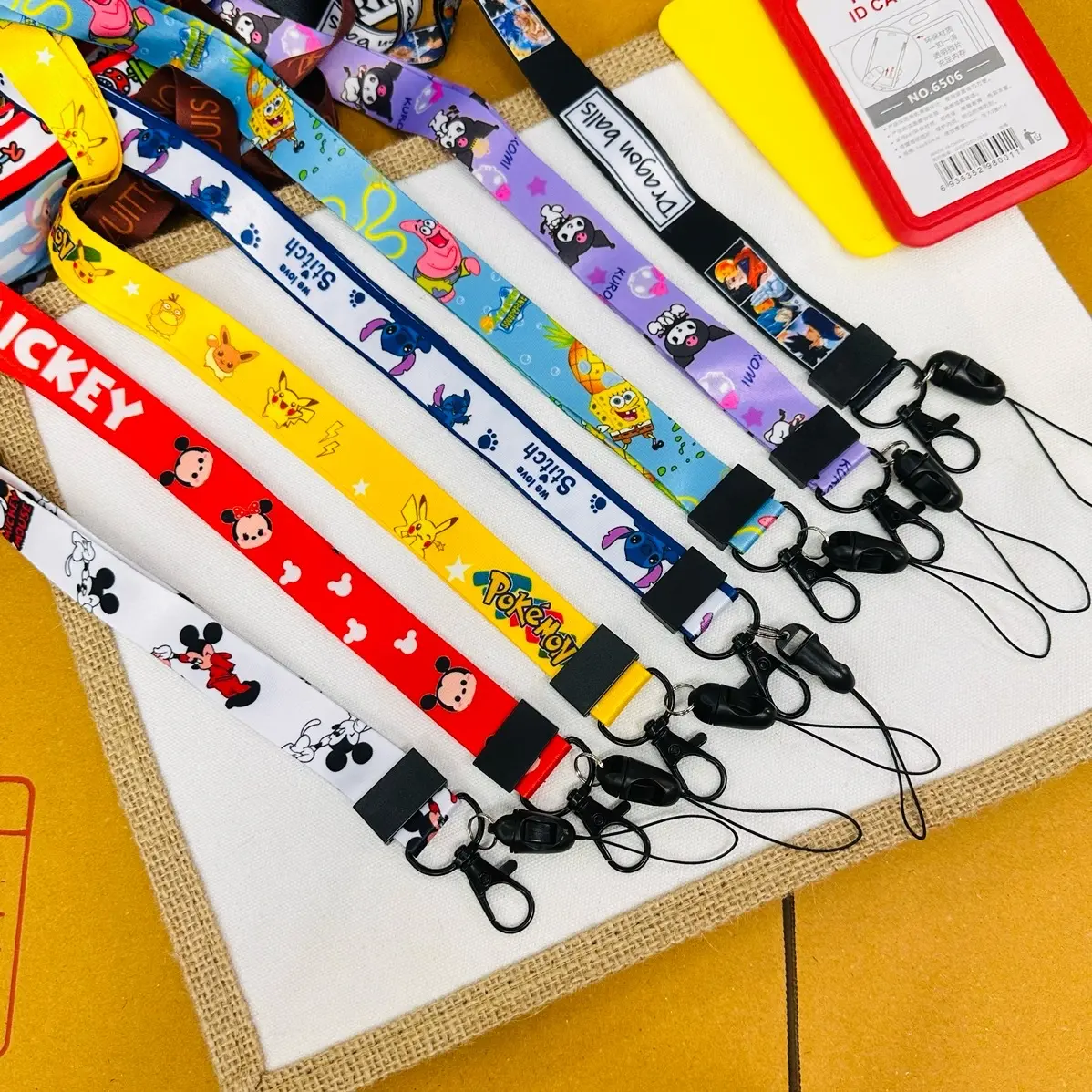 สายคล้อง สายห้อยคอ ลายการ์ตูน สายห้อยบัตร ห้อยโทรศัพท ห้อยมือถือ คล้องบัตรนักเรียน สายคล้องบัตร [พร้อมส่ง] 1 โล 12 เส้น