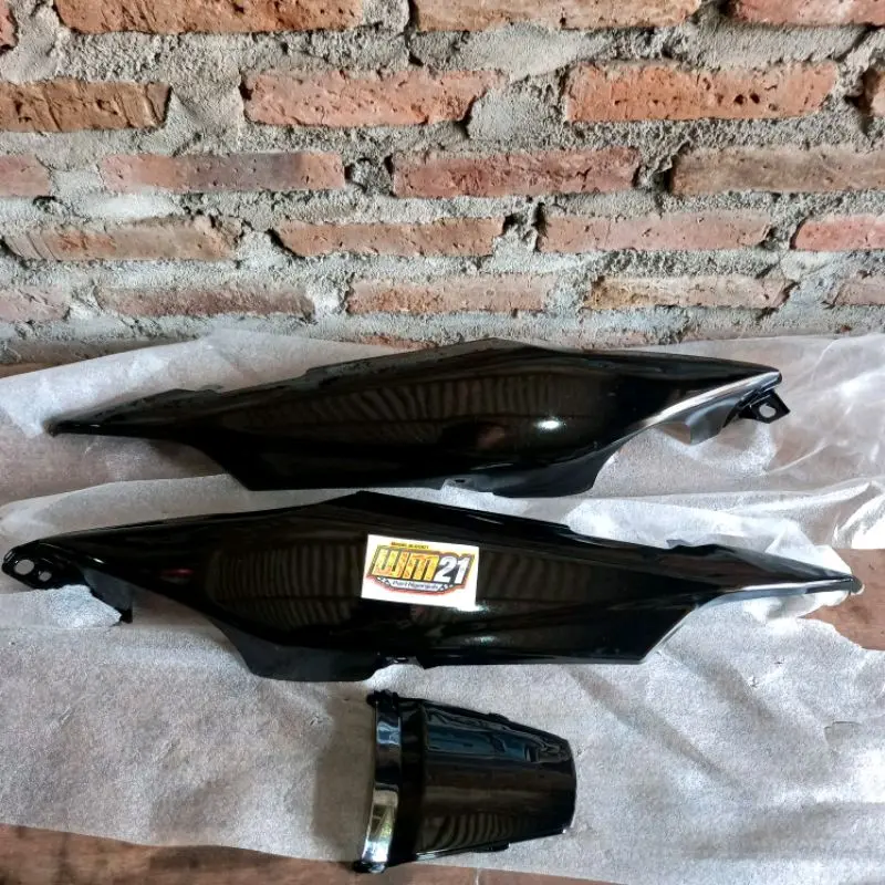 cover box body belakang megapro primus new narita