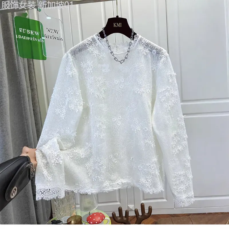 Tree page  Lace Long-sleeved Bottoming Shirt For Female Students In Spring, Autumn And Winter With Round Neck Loose Casual Top