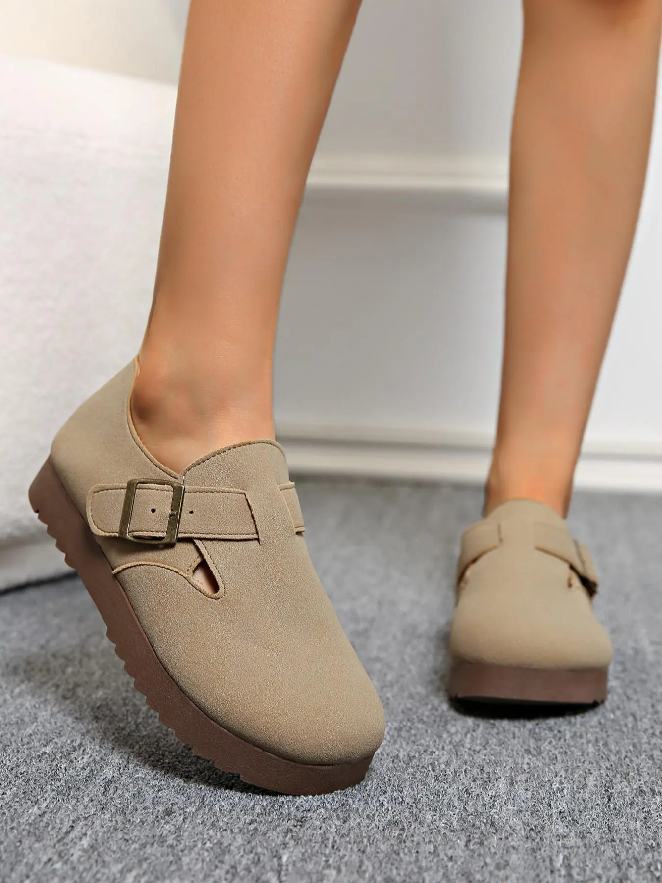 Women's Fashionable Solid Buckle Decor Slip-on Shoes, Casual Comfortable Round Toe Shoes for Daily Wear, All-match Commuter Shoes for Work & Daily