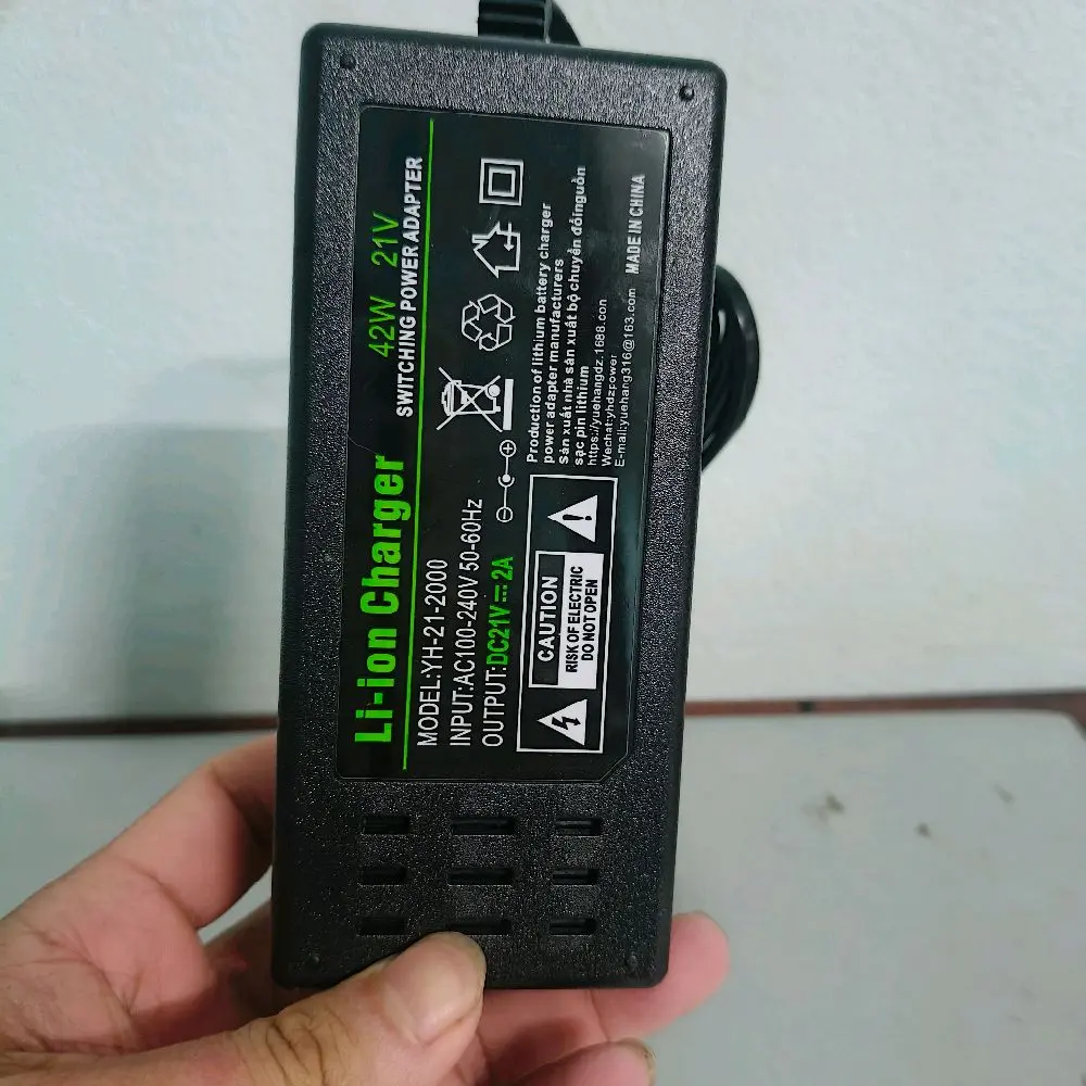Sạc nhanh 42w-21v li-ion Charger