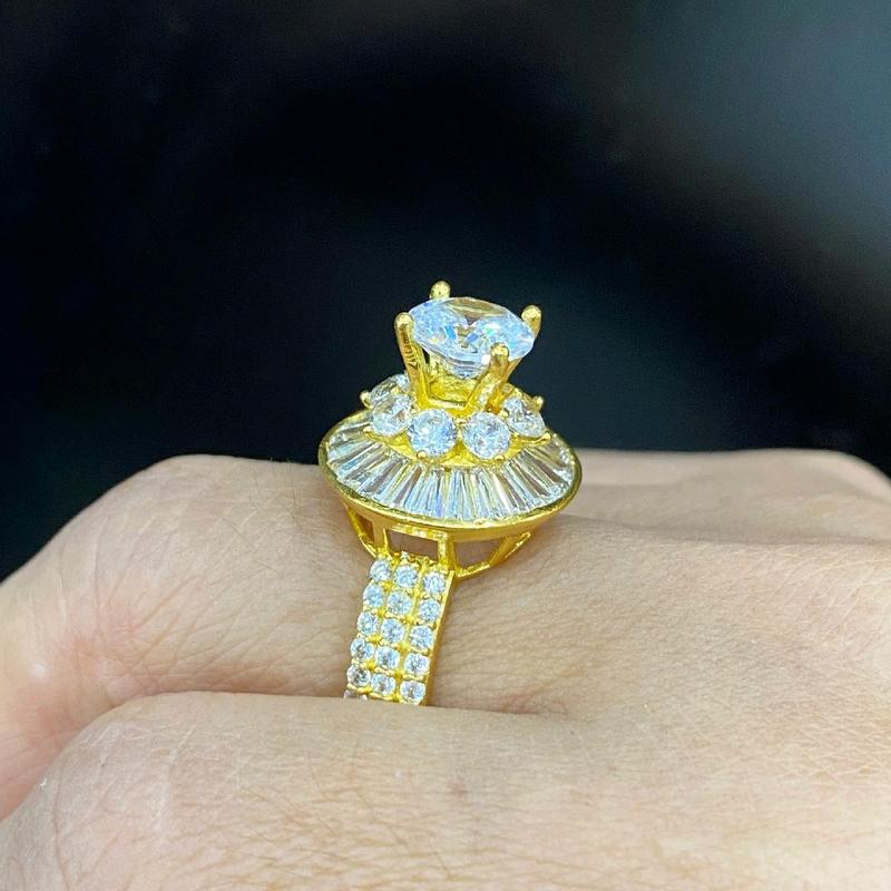 Nhẫn nữ hoàng tròn hột cao màu vàng 610 ( đồng vàng  ) 3