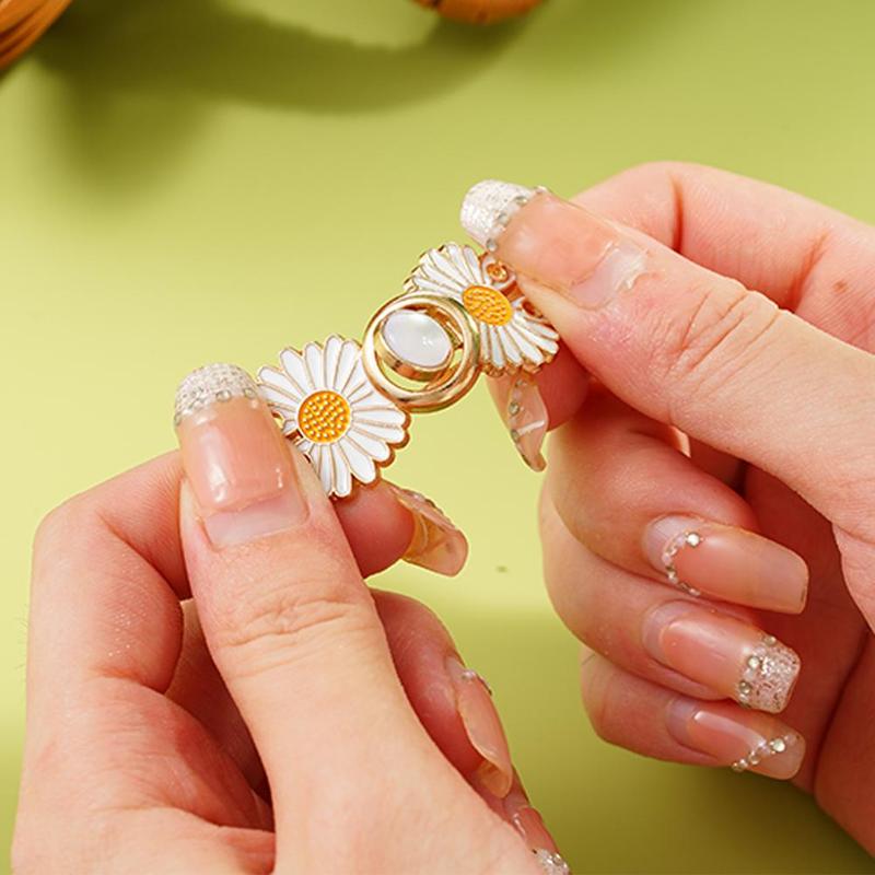 Product Introduction of Daisy Waist Buckle Jeans Waist Fixing Artifact Adjustable Size Jeans Waist Buckle Daisy Pin For Clothing Skirt Accessories 24