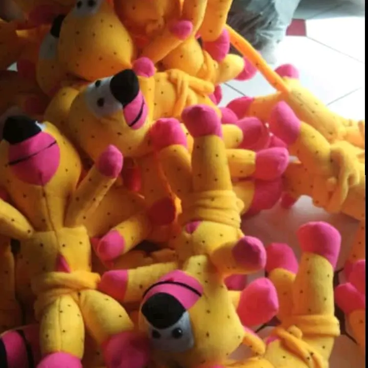 boneka marsupilami tempel kaca