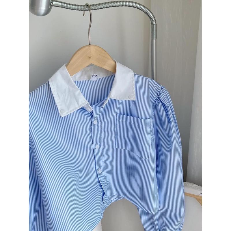 Product Introduction of Áo sơ mi croptop cổ trắng gài nút 0