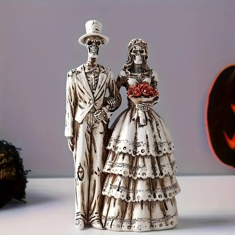 Skull Couple Design Ornament, 1 Count Romantic Rose Couple Skull Statue, Resin Decoration Craft, Desktop Ornament for Home Living Room Bedroom
