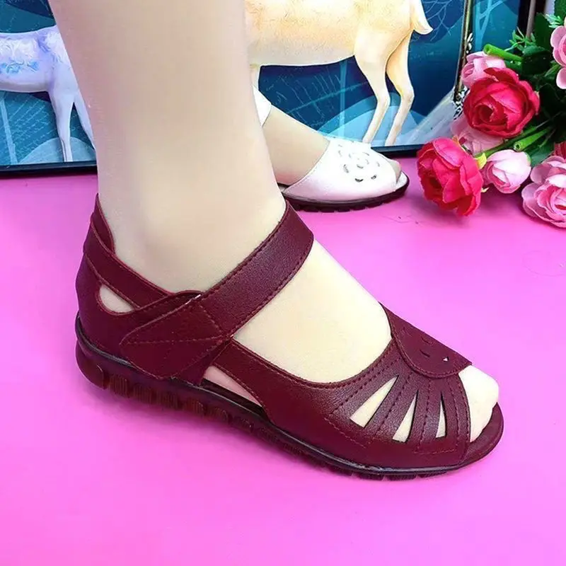 Kasut Ibu, Tapak Lembut, Sandal, Selesa, Kasut Wanita Rata, Bahan Kulit, Sesuai untuk Wanita Pertengahan Umur dan Warga Emas, Tempat Baru Borong, Ringan, Selesa, Musim Panas