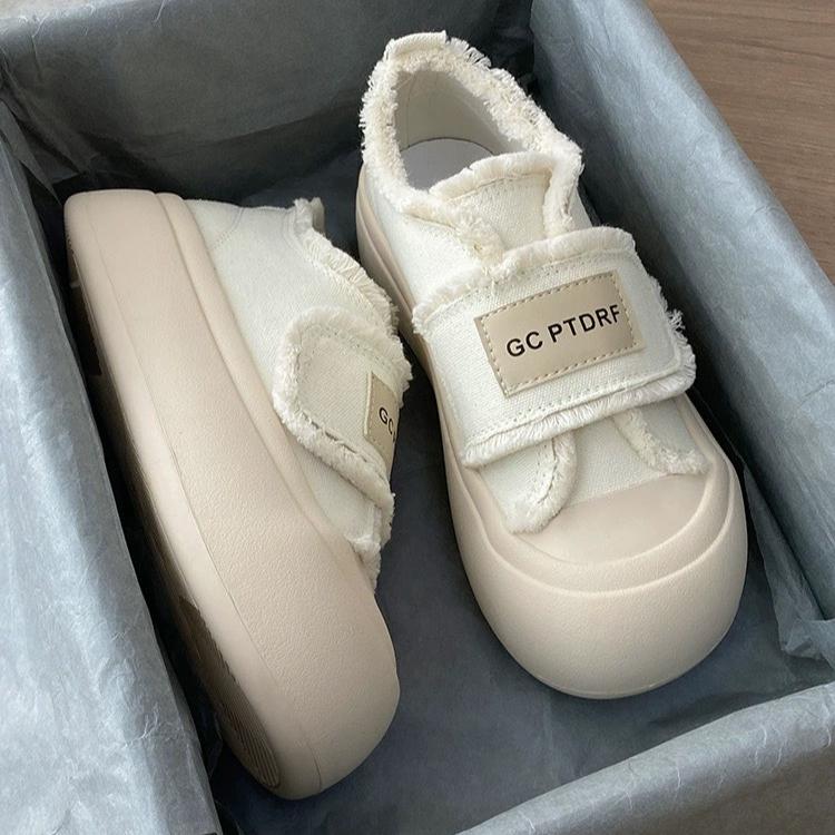 Giày Thể Thao Sneaker Nữ Ulzzang Quai Dán Đế Dày Bánh Mì Vải Tua Rua - GS7 Shoes Cao Su