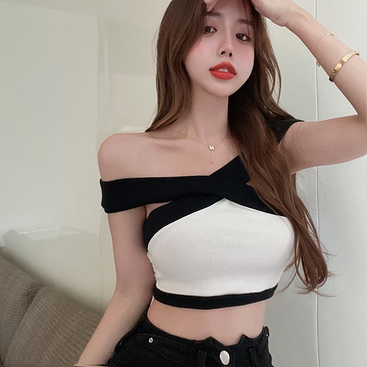 Product Introduction of Contrast color cross knitted vest high waist navel-baring short bottoming inner sling outer wear sleeveless hot girl pure desire top 11