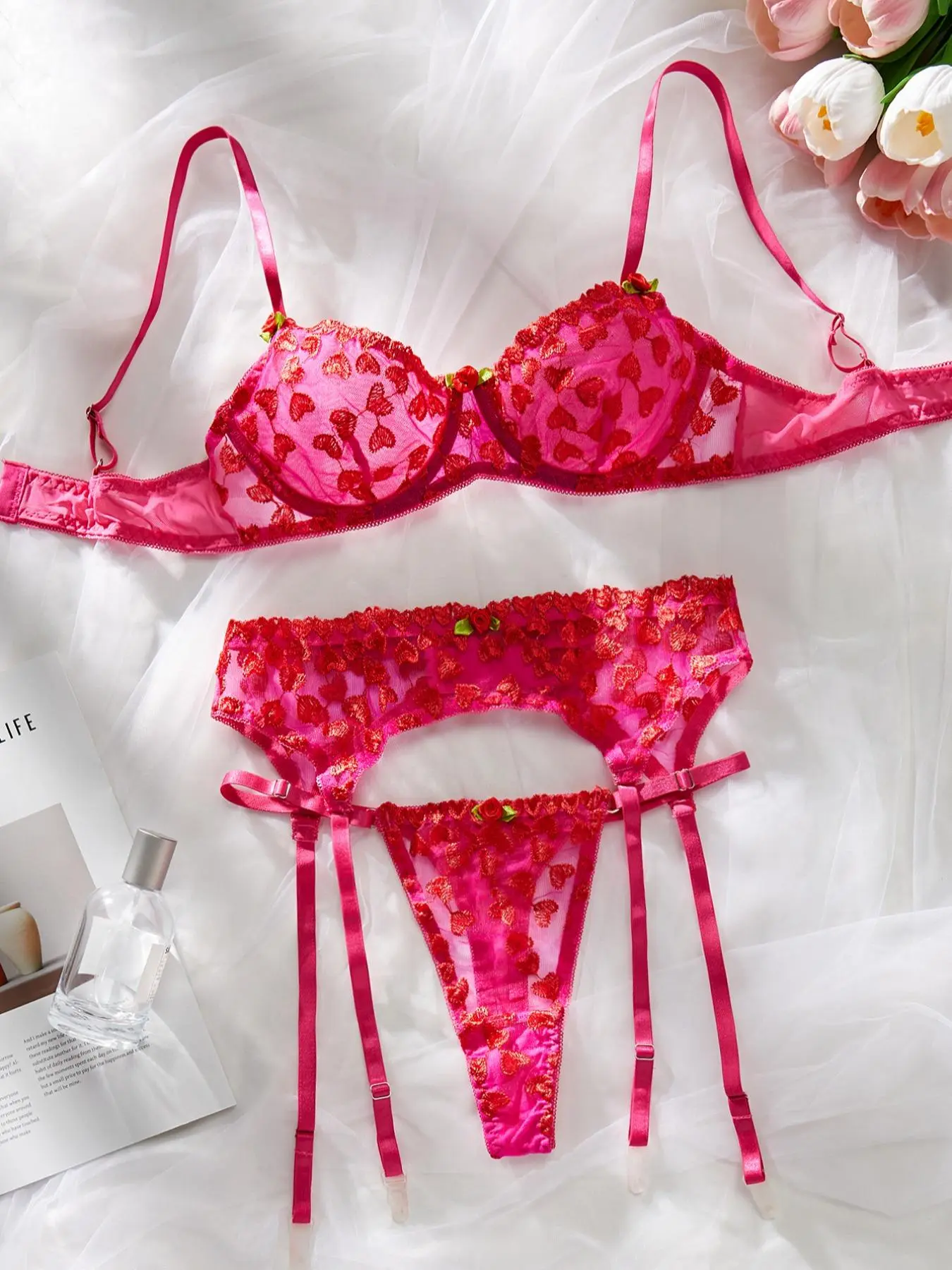 Women's Heart Embrodery Sheer Tulle Lingerie Set, 3 Counts Sexy Flower Decor Bra & Thong & Garter Belt Set for Indoor Wear, Lingerie Wear, Naughty Lingerie