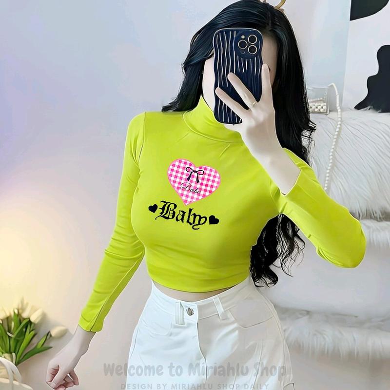 [Size S] Áo Thun Croptop Cổ Lọ 5cm Tay Dài Chất Thun Borip Ôm Body In Hình Tim Caro Babe Baby, Áo Croptop Ôm Body Nữ Áo Kiểu Xinh Đẹp In Hình Độc Lạ Đi Biển Đang Hot 2025 Mặc Hè Mặc Nhà Mặc Đi Chơi Thoải Mái