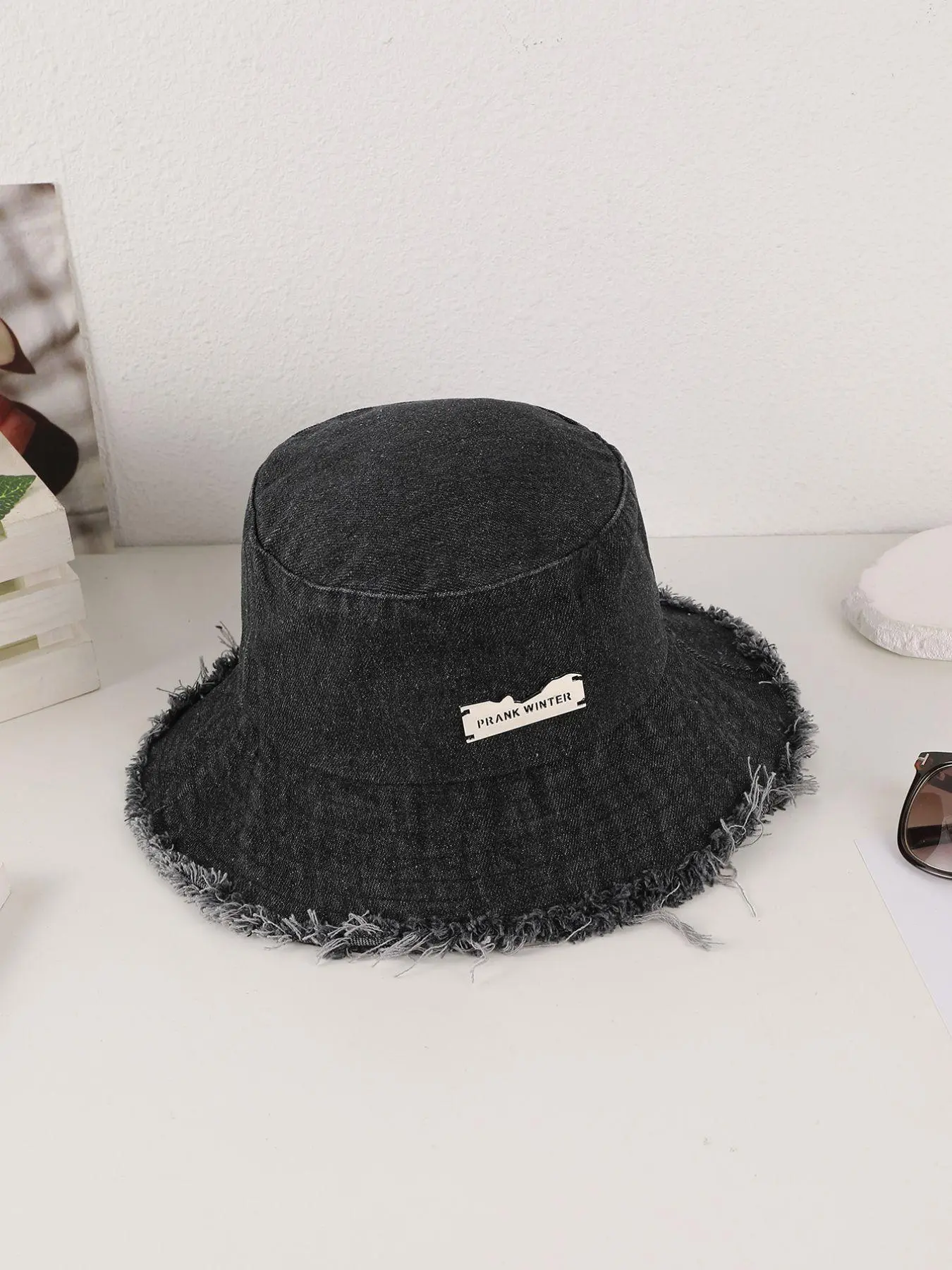 Letter Patch Bucket Hat, Casual Sun Protection Wide Brim Cap for Women & Men, Fashion Accessories for Daily Wear