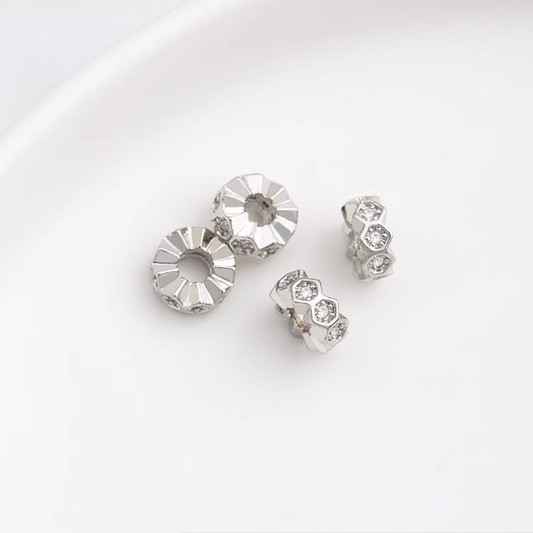 Product Introduction of Phụ Kiện Trang Sức Chuỗi Thủ Công Hạt Specar Cỏ Ba Lá Trái Tim Zircon Bạch Kim Mạ Đồng, Hạt Specar Lỗ Lớn 22