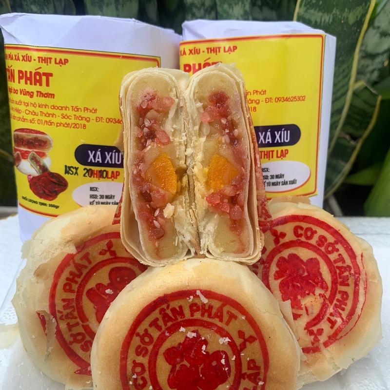 Bánh pía xưa gói giấy nhân xá xíu thịt lạp trứng muối Tấn Phát 350g/cây 4cái