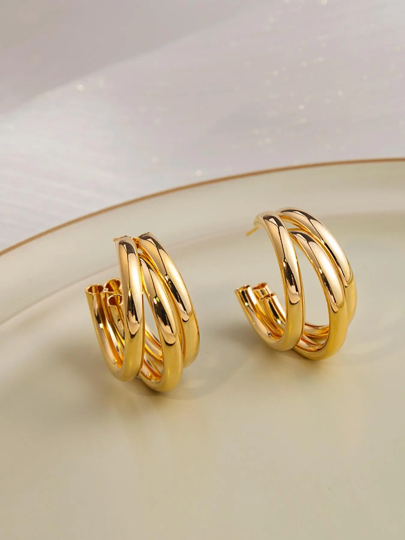 1 Pair Solid Color Three Layer Hoop Earrings for Women, Elegant Fashion Personality Versatile Alloy Jewelry Accessories, Holiday Gift