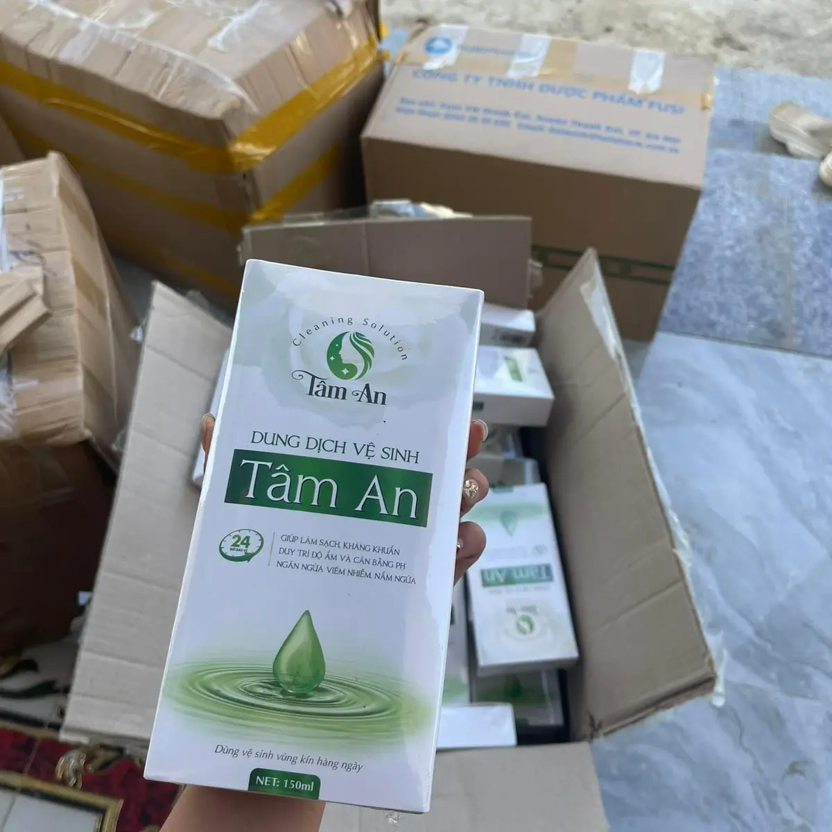 Dung dịch vệ sinh tâm an .