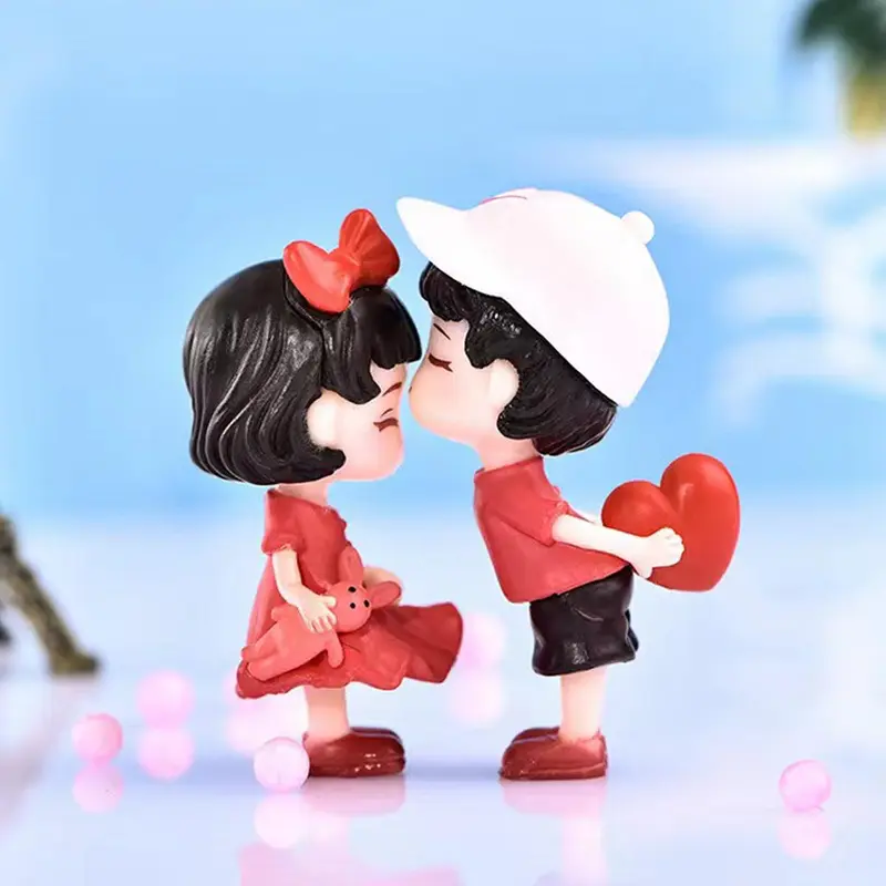 Cartoon Couple Design Car Interior Decoration, Cute Car Center Console Ornament, Car Interior Decoration for Car Gift (with Back Glue) 3