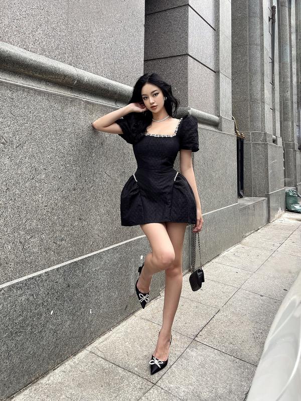  VÁY GẤM XÒE VIỀN ĐÁ TAY PHỒNG V1418 LSEOUL 