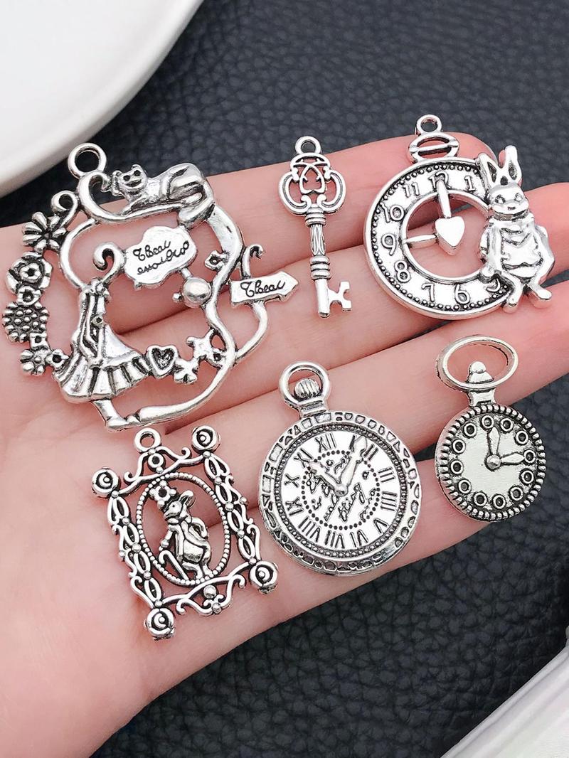 Product Introduction of Random Mixed Vintage Key Clock Design Charms, Steampunk Style Pendants for DIY Jewelry Making Crafts Supplies 2