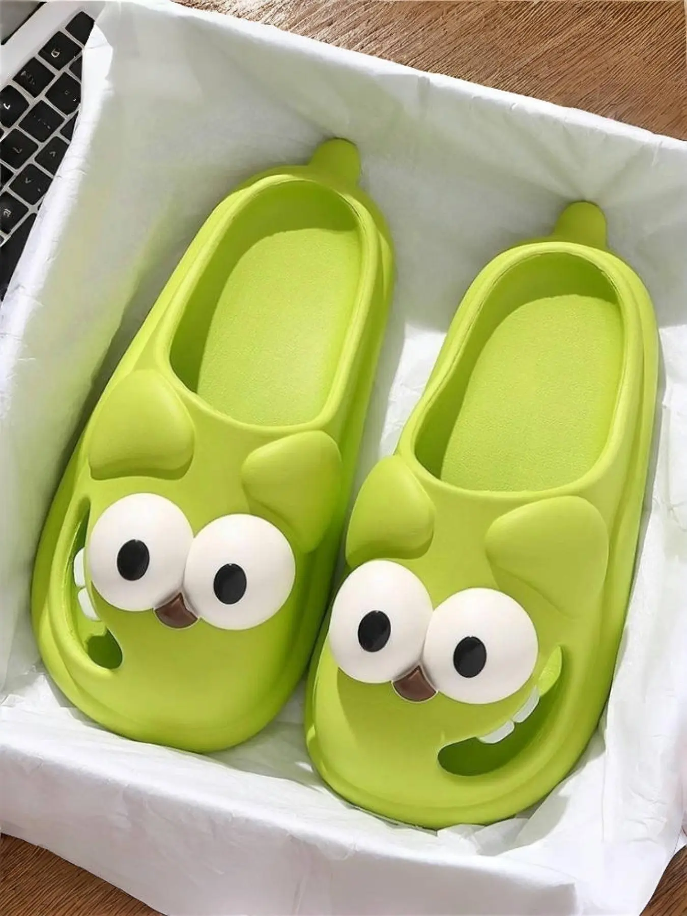 Cute Cartoon Design Slides, Soft Comfortable Home Slippers, Thick Sole Non-slip Slippers for Indoor & Outdoor Wear, Funny Home Slippers for Women & Men, Walking Shoes