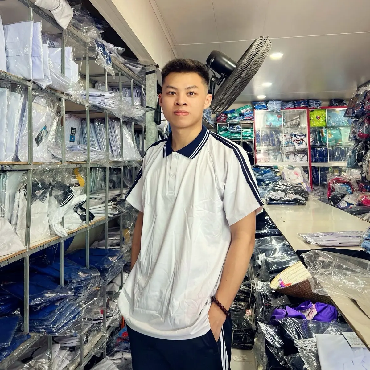 Áo thể dục co dãn 4 chiều thấm mồ hôi cho học sinh - Bền đẹp - Sport Fish