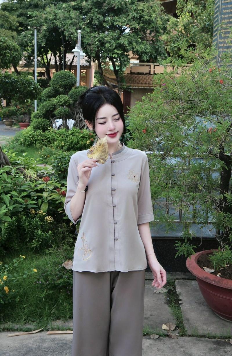 Product Introduction of Bộ pháp phục lụa trượt thêu An siêu xinh 4