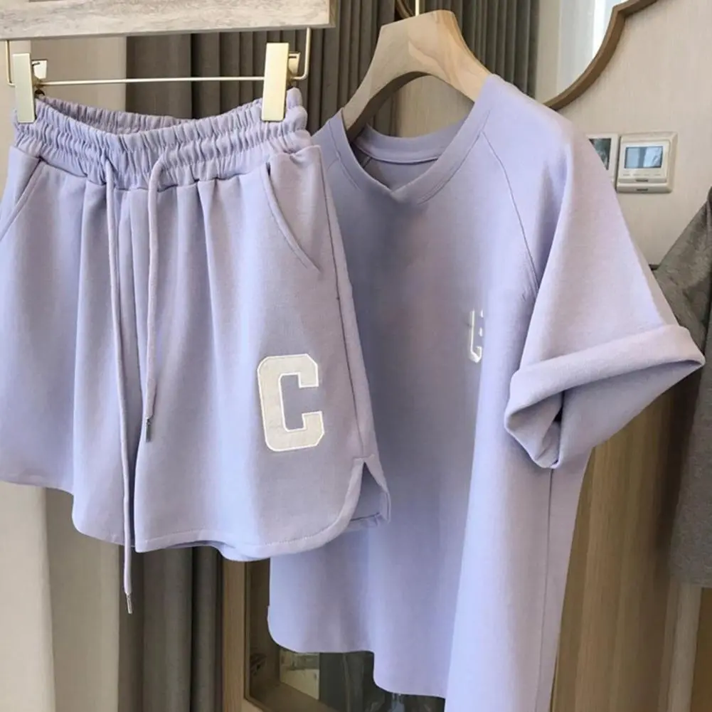 Women's Relaxed Style Outfit - Oversized Korean Letter Print Tee & Shorts Combo 2-Piece Se