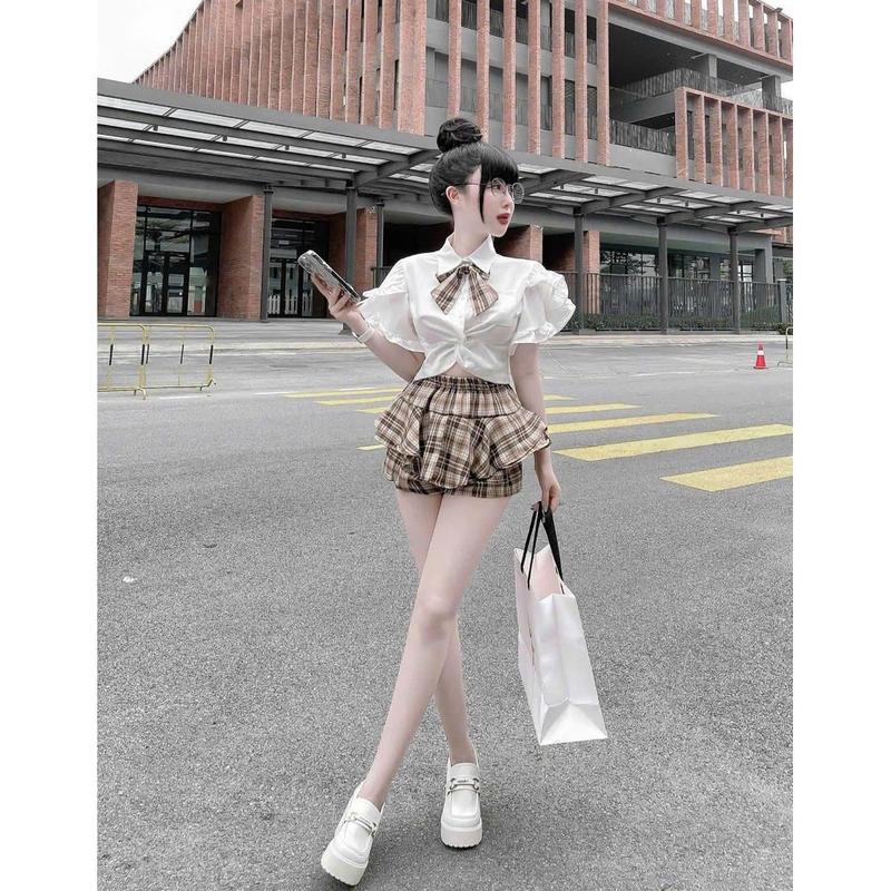 SET281 Set Áo Sơ Mi Tay Bồng Phối Nơ Caro xᶖnh Xắn Quần Váy Xếp Ly Họa Tiết Kẻ Ô, Chất Liệu Kate Lụa Cao Cấp, Màu S