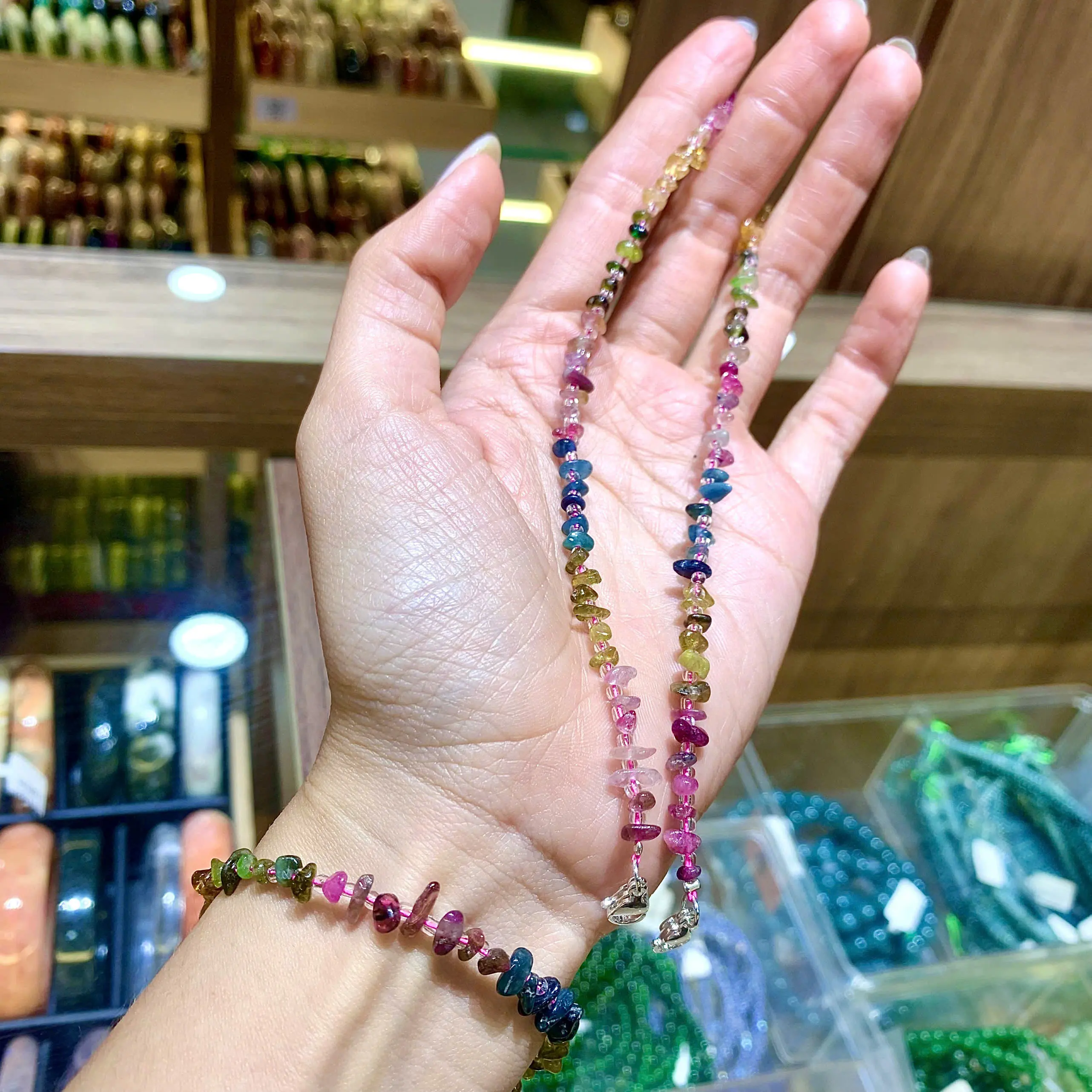 Vòng đeo tay đá Tourmaline đa sắc dành cho nữ hạt 6mm - 10mm